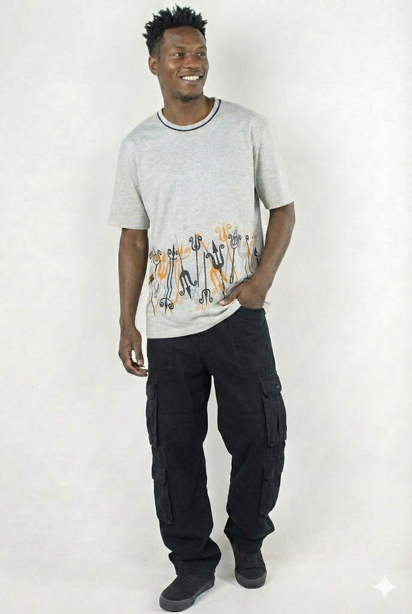 T-SHIRT DE MANGA CURTA E DECOTE REDONDO