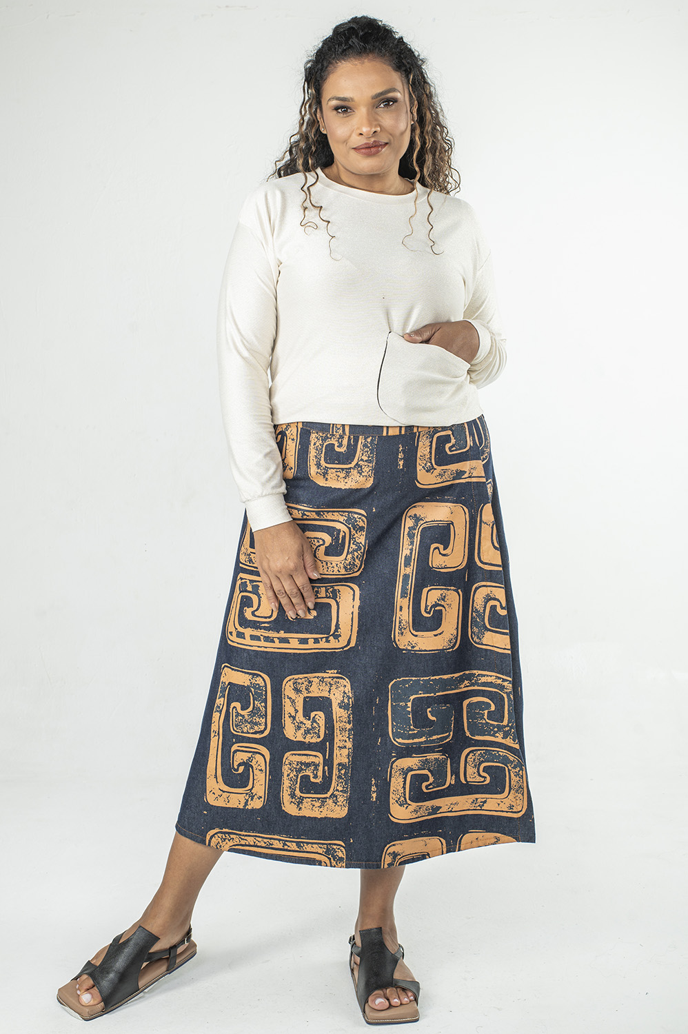 SAIA PLUS SIZE EVASÉE TIPO ENVELOPE