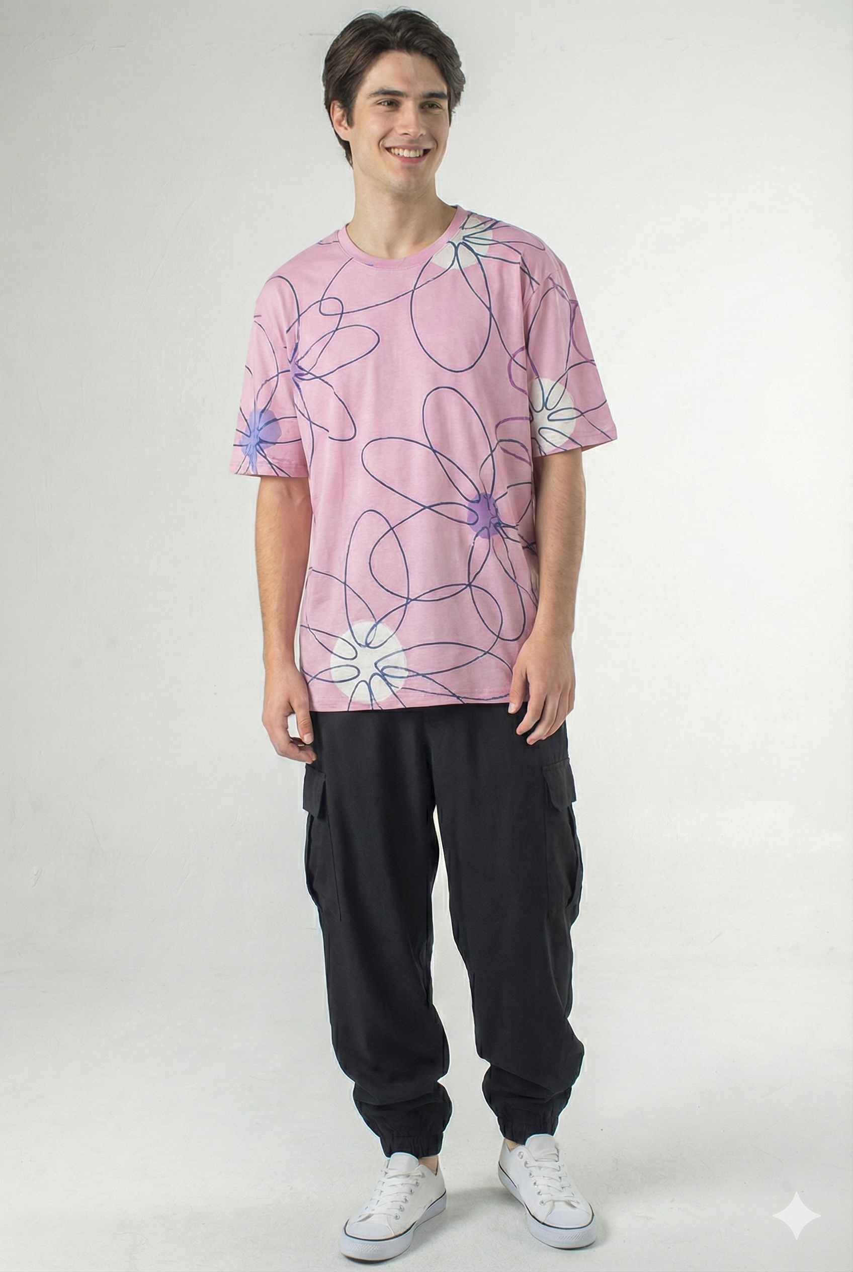 T-SHIRT PINTADA À MÃO DE MANGA CURTA E DECOTE REDONDO