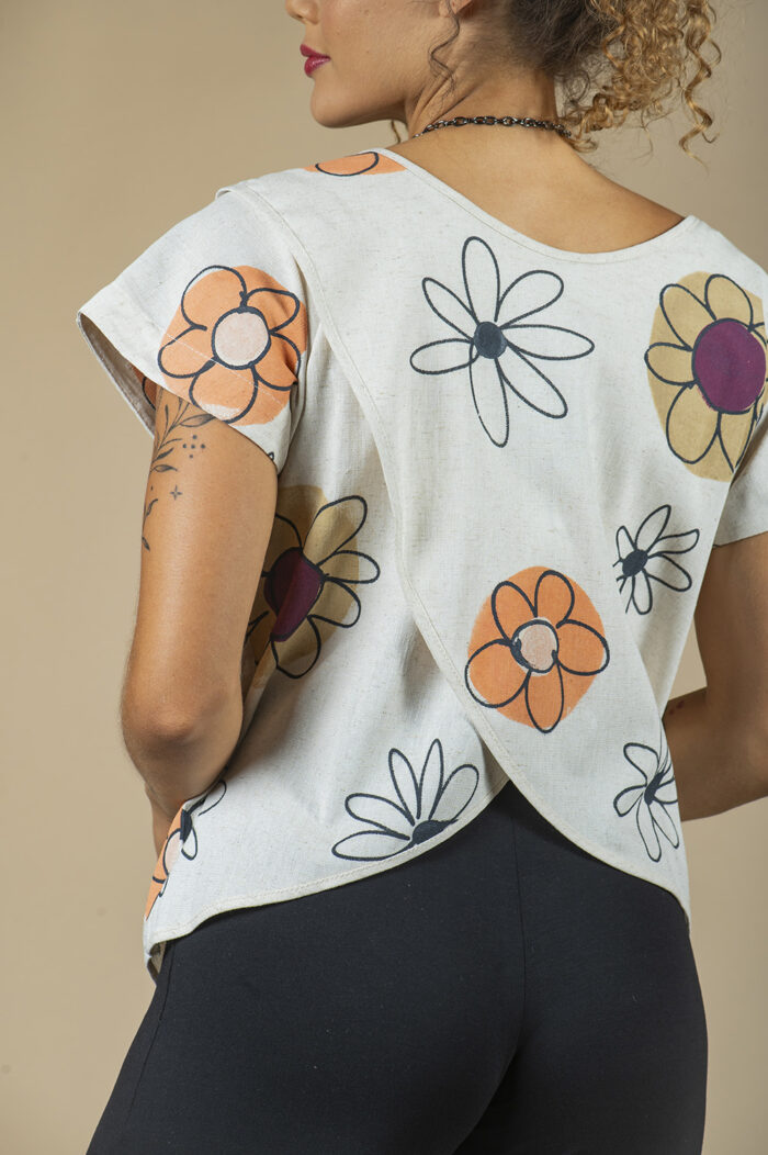 BLUSA SOLTONA COM AS COSTAS CRUZADA - Image 5