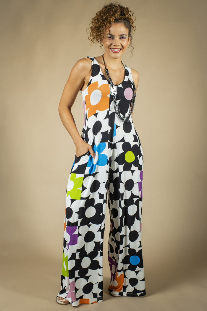 MACACÃO REGATA, PANTALONA COM BOLSOS - Image 3