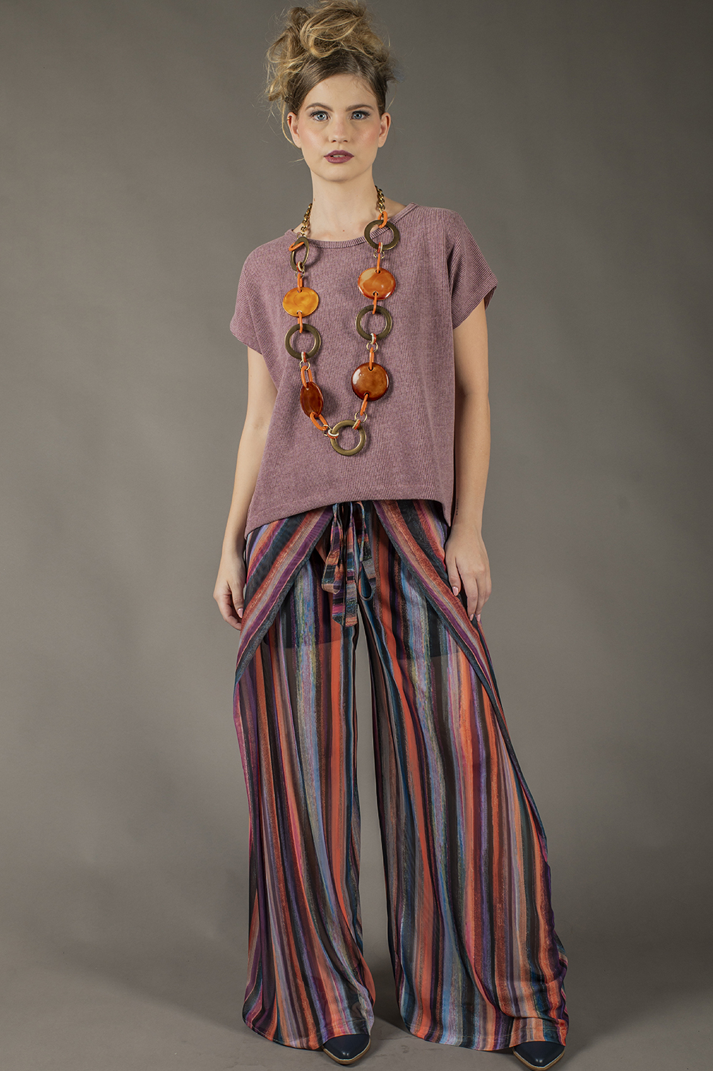 BLUSA SOLTINHA LEVEMENTE MULLET COM CAVA JAPONESA