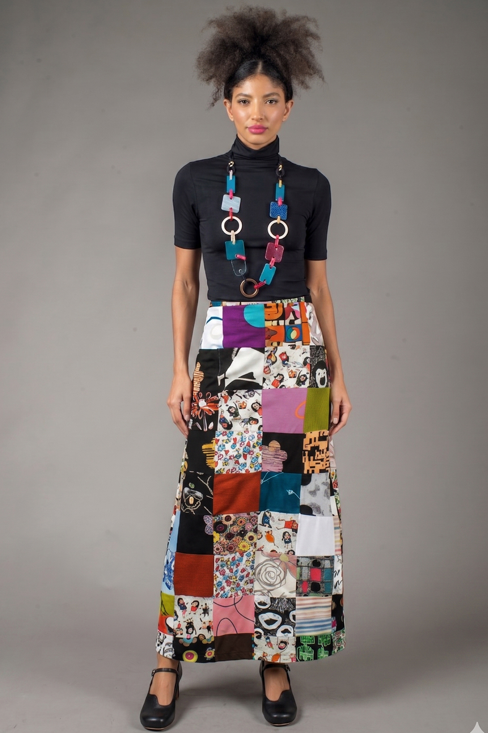 SAIA DE PATCHWORK MIDI RETA COM CÓS DE ELÁSTICO