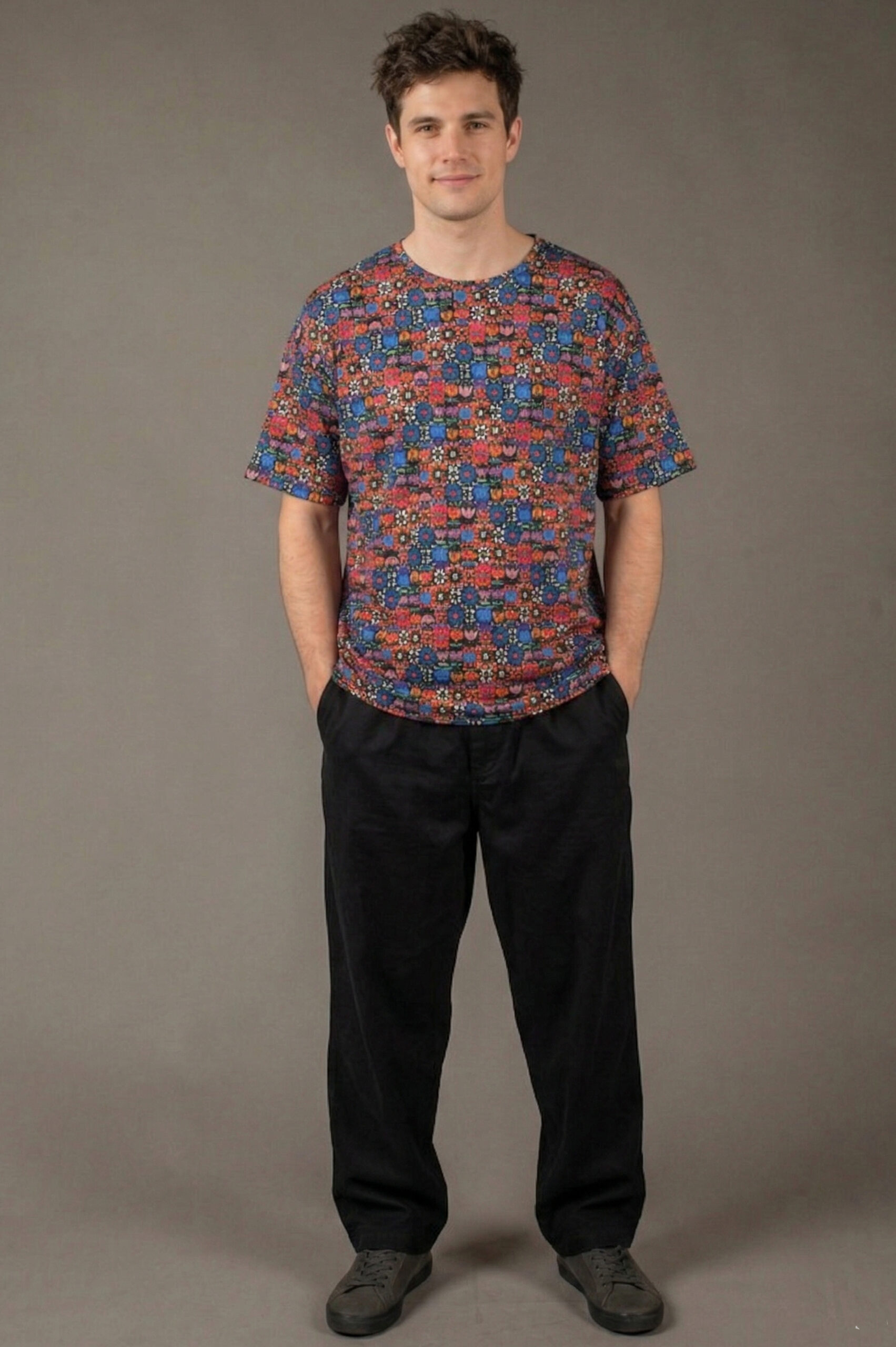 T-SHIRT DE MANGA CURTA E DECOTE REDONDO