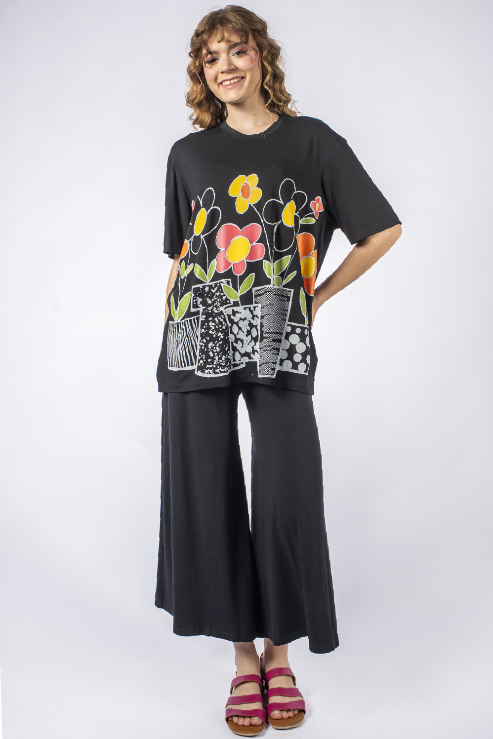 BLUSA TIPO T-SHIRT DE MANGA CURTA E DECOTE REDONDO